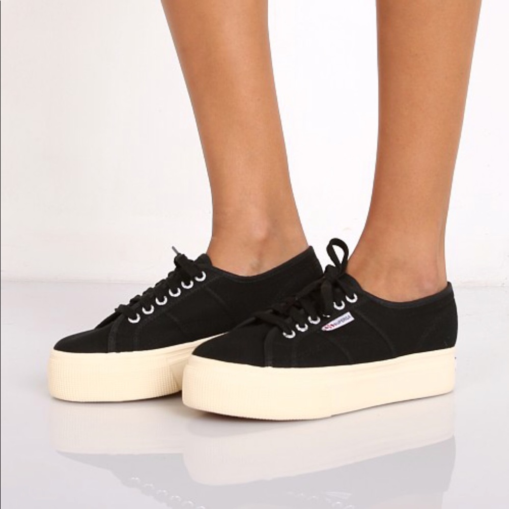 Superga
Acotw Linea Up and Down Platform Sneaker Black